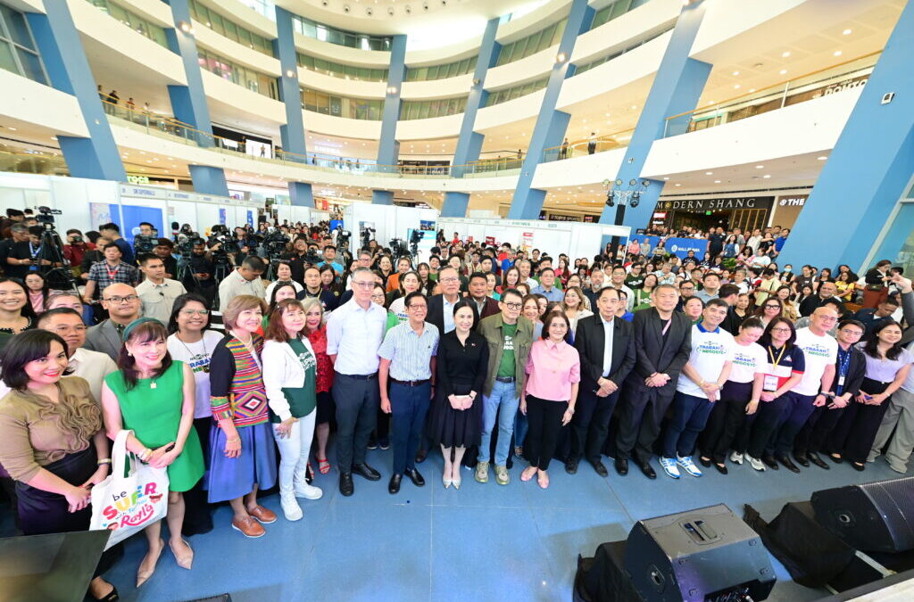 TRABAHO O NEGOSYO LAUNCHES at SM MOA