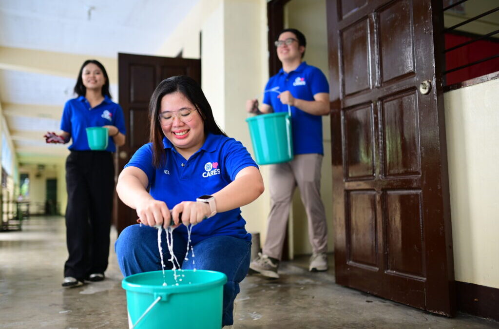SM Brings Bayanihan to Schools